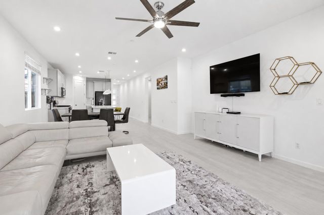 631 Aberdeen Ln, Lincoln, CA 95648