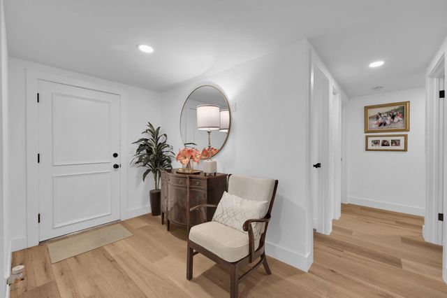 10 SE Turtle Creek Drive Unit B, Tequesta, FL 33469