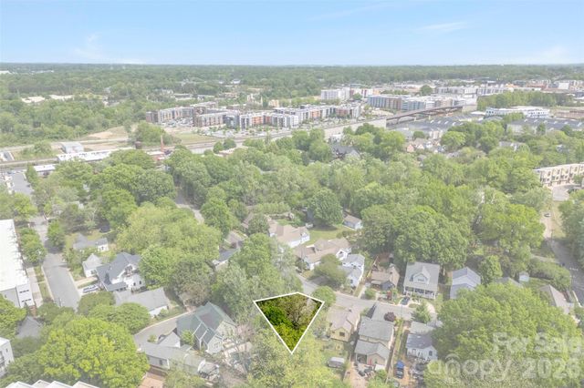 700 E 37th Street, Charlotte, NC 28205