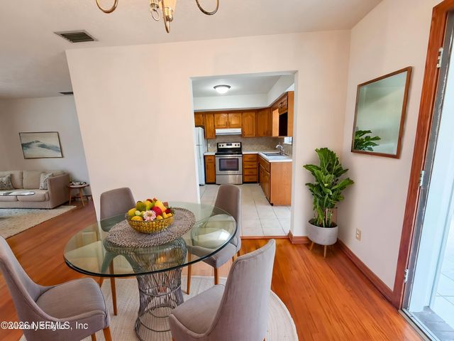 7073 COTILLION Road N, Jacksonville, FL 32211