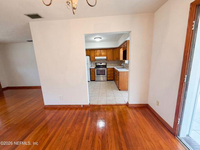 7073 COTILLION Road N, Jacksonville, FL 32211