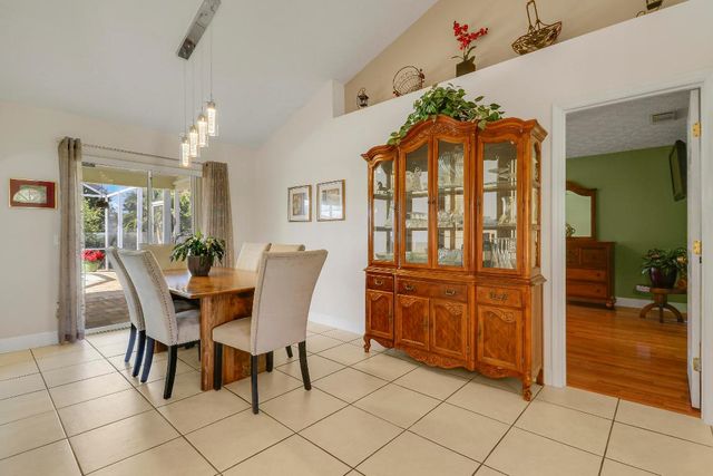 2374 SW Chateau Terrace, Port St. Lucie, Port St Lucie, FL 34953