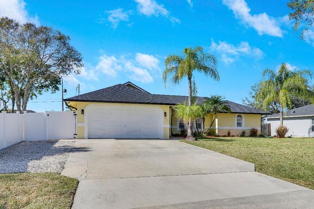 2374 SW Chateau Terrace, Port St. Lucie, Port St Lucie, FL 34953