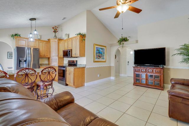 2374 SW Chateau Terrace, Port St. Lucie, Port St Lucie, FL 34953