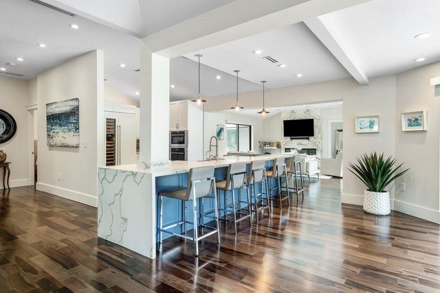 1117 Lake Drive, Delray Beach, FL 33444