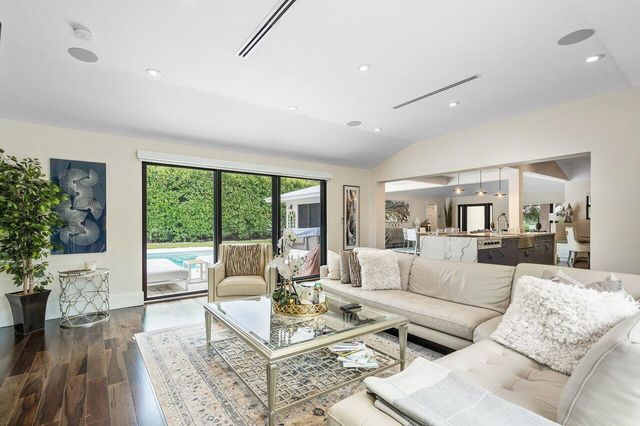 1117 Lake Drive, Delray Beach, FL 33444