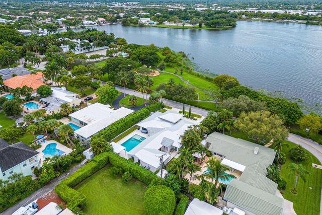 1117 Lake Drive, Delray Beach, FL 33444