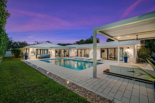 1117 Lake Drive, Delray Beach, FL 33444