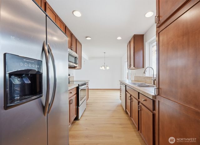 1721 Langdon Street, Sumner, WA 98390