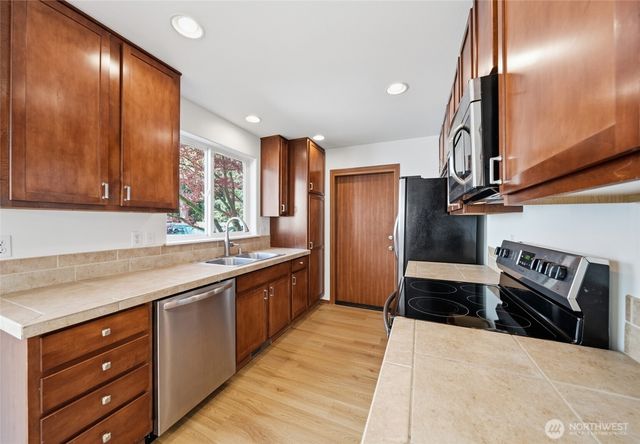 1721 Langdon Street, Sumner, WA 98390