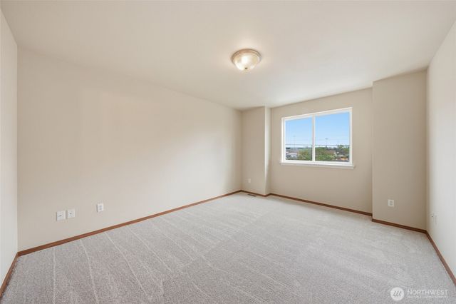 1721 Langdon Street, Sumner, WA 98390