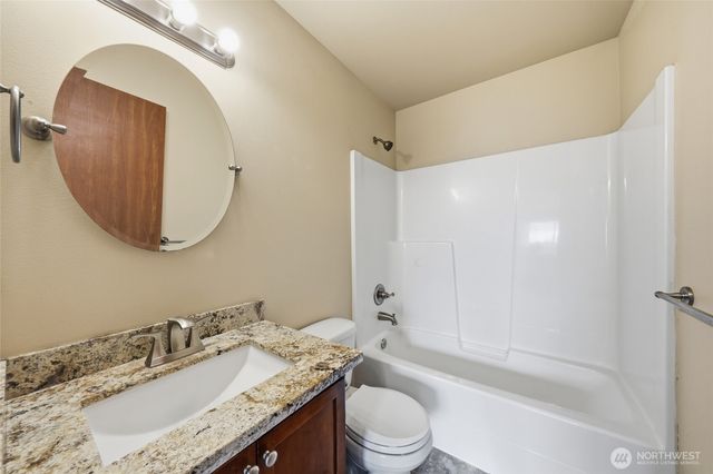 1721 Langdon Street, Sumner, WA 98390