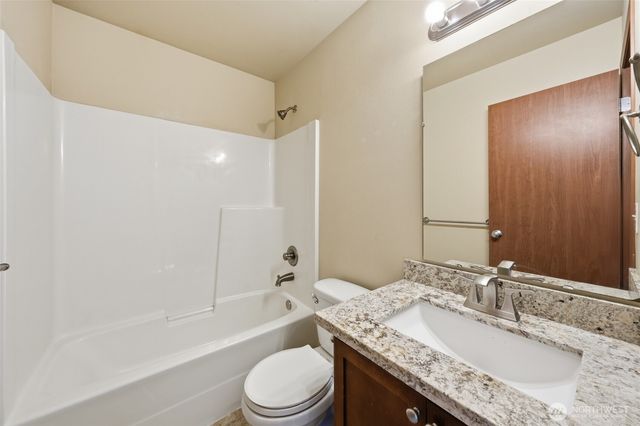 1721 Langdon Street, Sumner, WA 98390