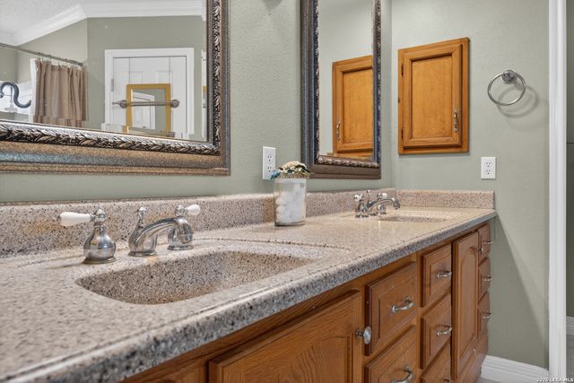 13318 LOS INDIOS ST, San Antonio, TX 78233