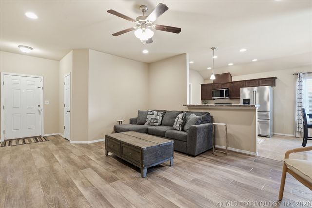 6620 N 128th East Avenue, Owasso, OK 74055