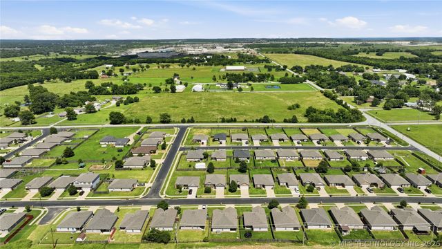 6620 N 128th East Avenue, Owasso, OK 74055