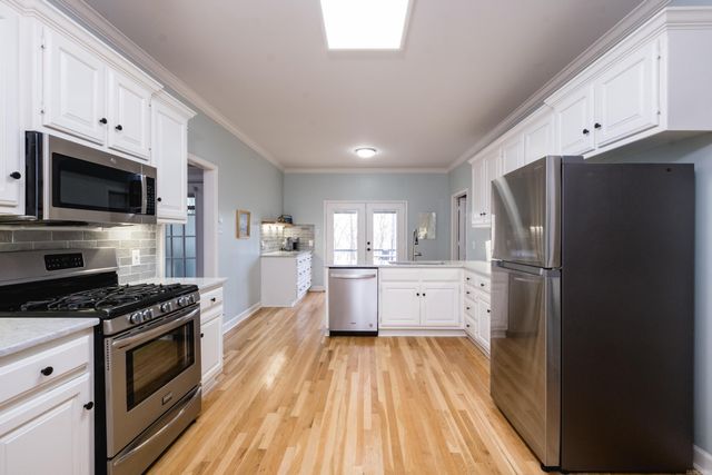 15 Roanne Court, Little Rock, AR 72211