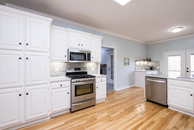 15 Roanne Court, Little Rock, AR 72211