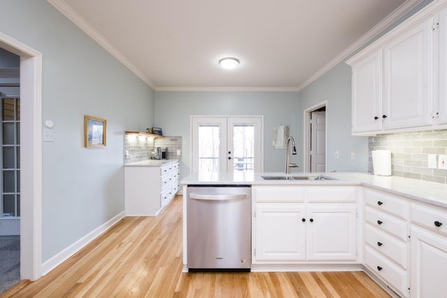 15 Roanne Court, Little Rock, AR 72211