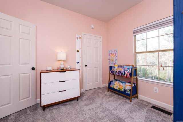 15 Roanne Court, Little Rock, AR 72211