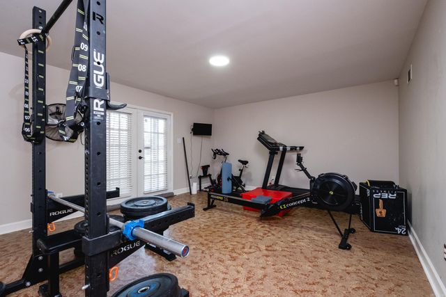 15 Roanne Court, Little Rock, AR 72211