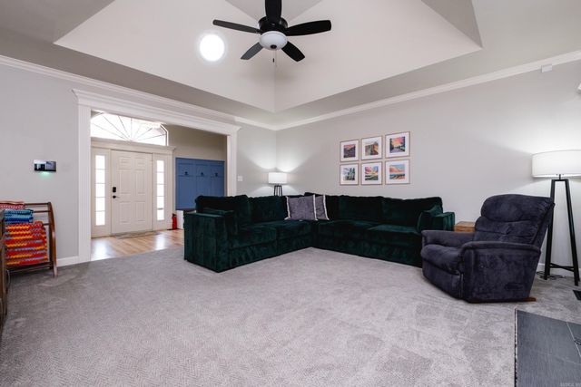 15 Roanne Court, Little Rock, AR 72211