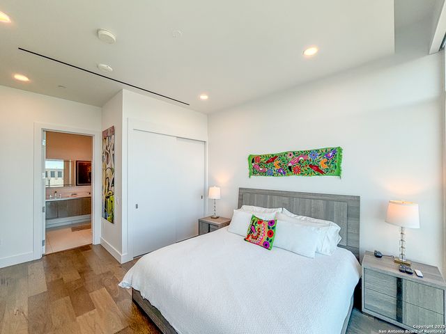 123 Lexington Ave Apt 1402, San Antonio, TX 78205