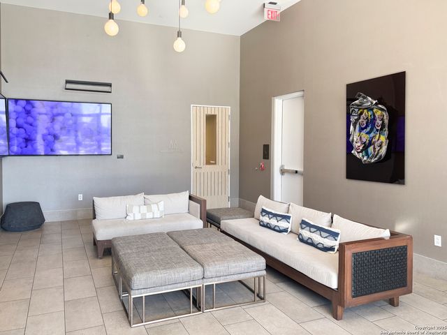 123 Lexington Ave Apt 1402, San Antonio, TX 78205
