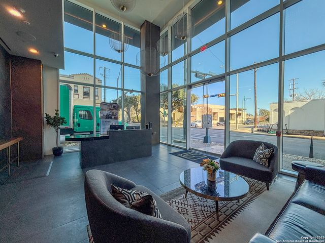 123 Lexington Ave Apt 1402, San Antonio, TX 78205