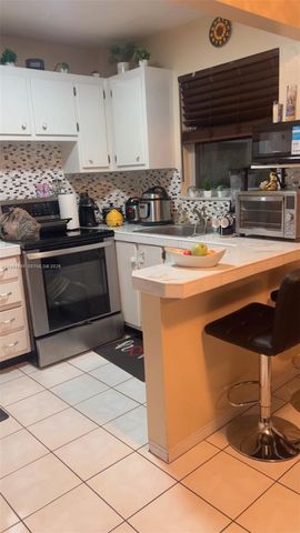 900 Tallwood Ave 206, Hollywood, FL 33021