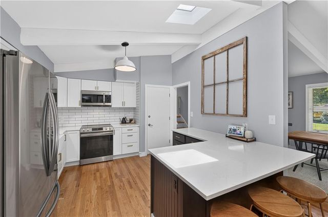 7927 Windsor Street, Prairie Village, KS 66208