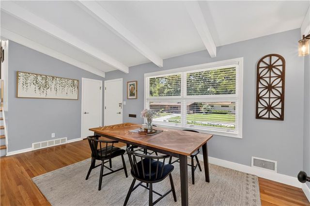 7927 Windsor Street, Prairie Village, KS 66208