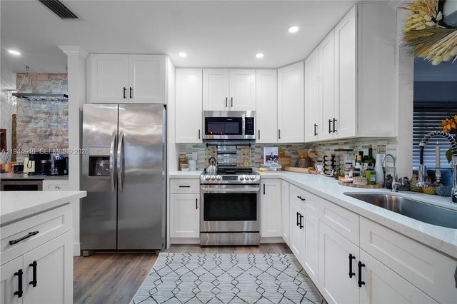 13796 Kaiser Trl, Delray Beach, FL 33484