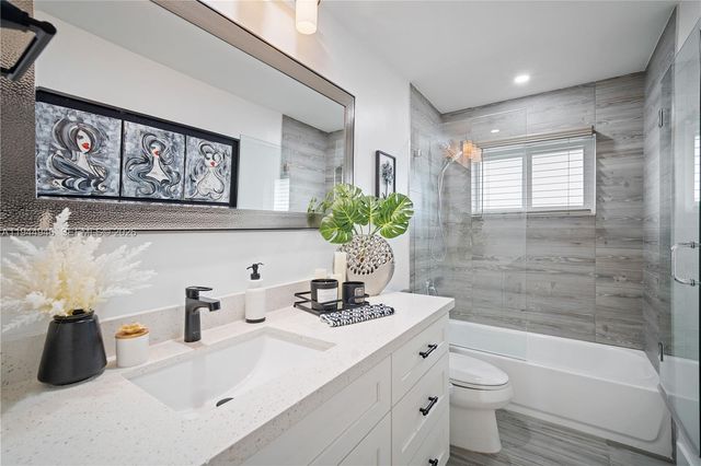 13796 Kaiser Trl, Delray Beach, FL 33484