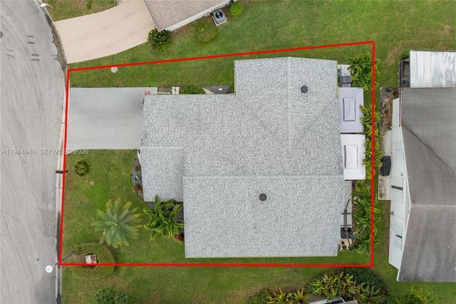 13796 Kaiser Trl, Delray Beach, FL 33484