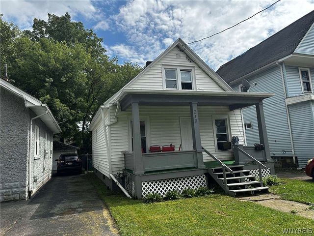 213 77th Street, Niagara Falls, NY 14304
