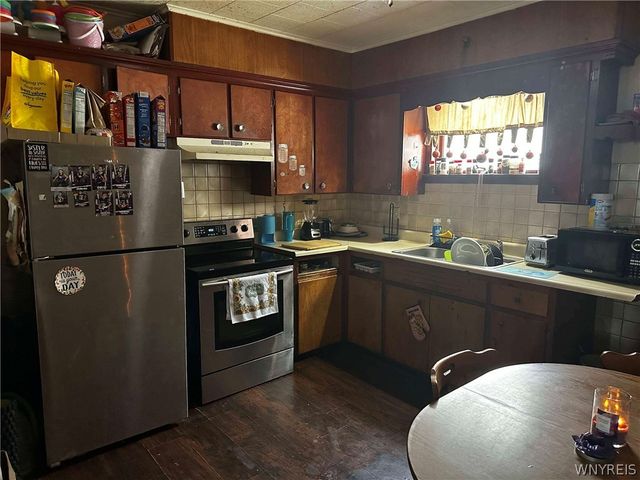 213 77th Street, Niagara Falls, NY 14304