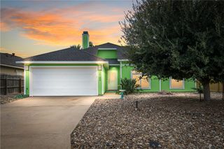 16142 Coral Vine St, Corpus Christi, TX 78418
