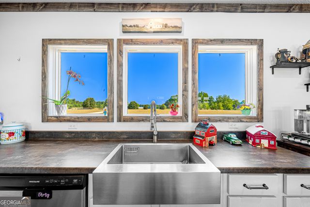 688 Clements Road, Comer, GA 30629