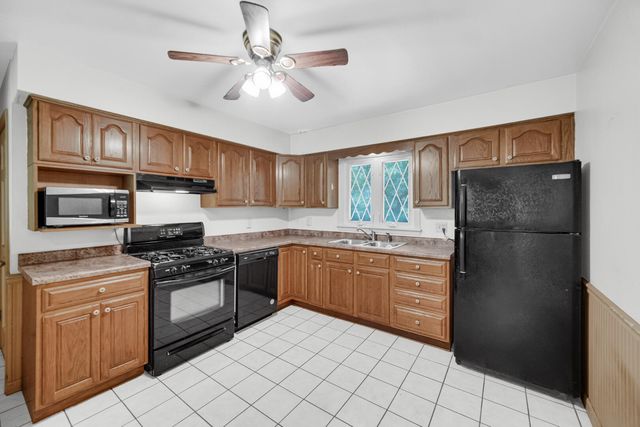 5021 Stagecoach Road, Portage, IN 46368
