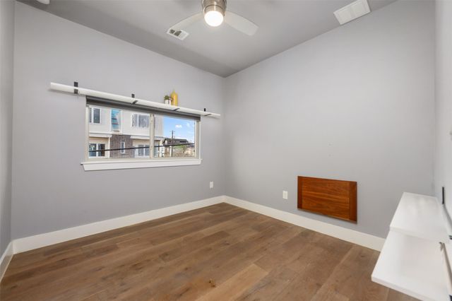 1310 Cedar Ave, Austin, TX 78702