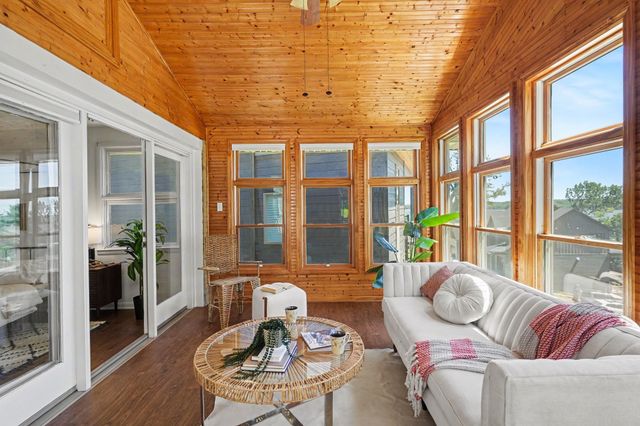 9 Jones Cir, Old Hickory, TN 37138