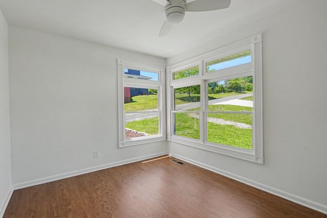 9 Jones Cir, Old Hickory, TN 37138