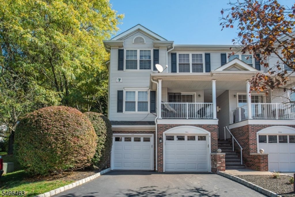 702 BUCKLAND COURT, Denville Twp., NJ 07834 — exterior