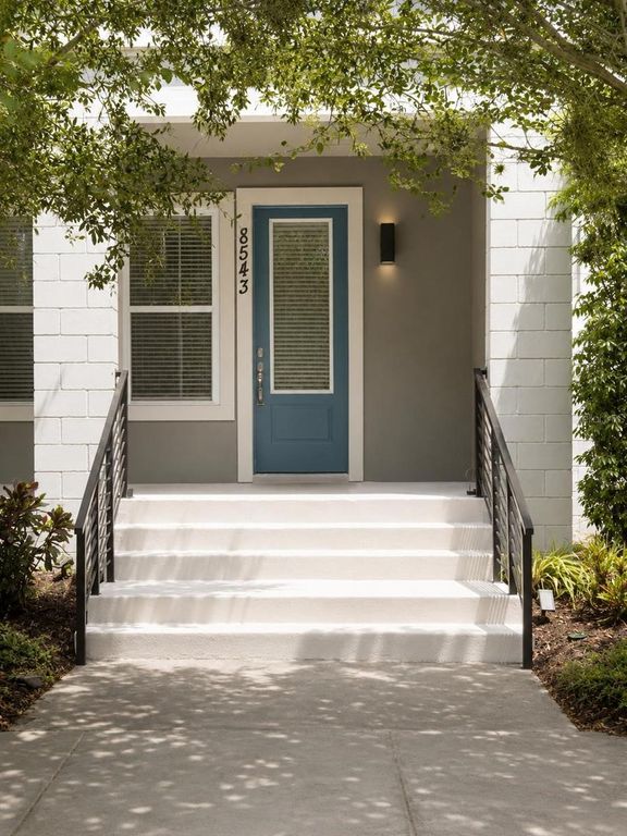 Image 3 of property listing at 8543 PINTER STREET, Orlando, FL 32827