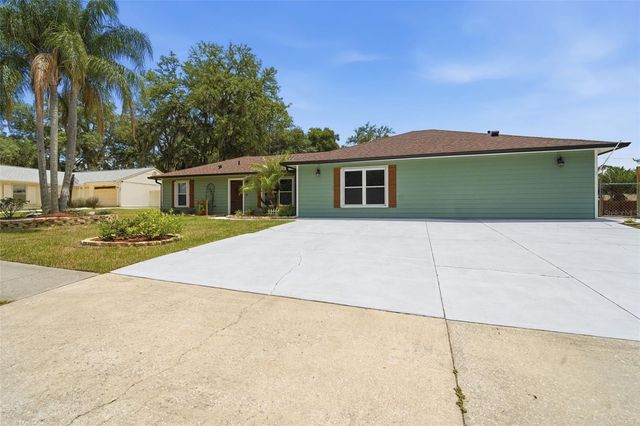 3201 PHONETIA DRIVE, Deltona, FL 32738
