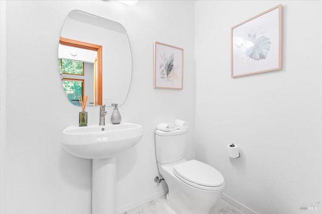 7061 Bennett Valley Rd, Santa Rosa, CA 95404