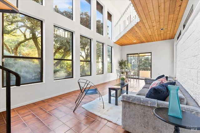 7061 Bennett Valley Rd, Santa Rosa, CA 95404