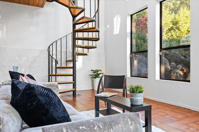 7061 Bennett Valley Rd, Santa Rosa, CA 95404