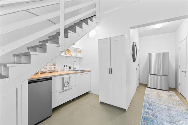 7061 Bennett Valley Rd, Santa Rosa, CA 95404